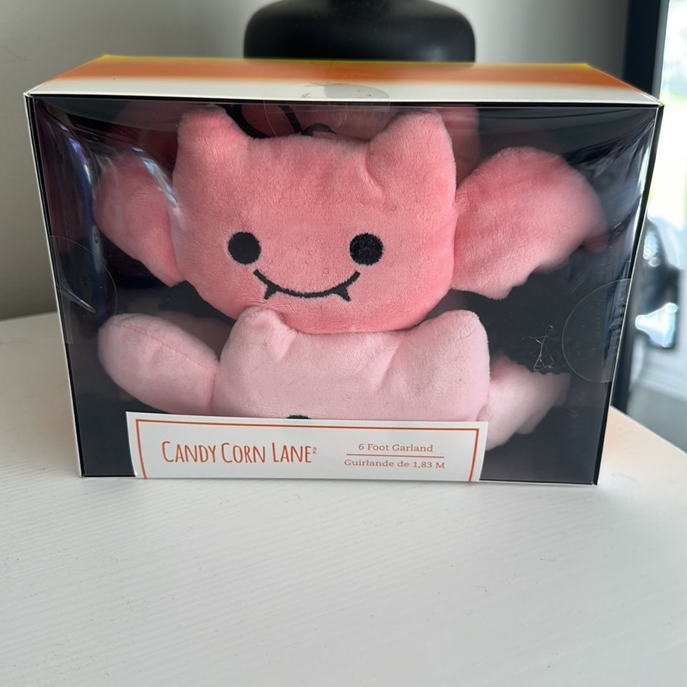 Candy Corn Lane 6ft Cute Pink Bat Halloween Fall Garland - New in box